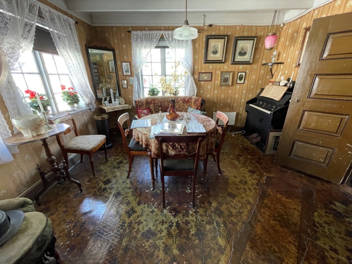 Linoleumsgulvene i Bilstadhuset